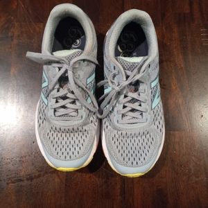 Womens New balance 680